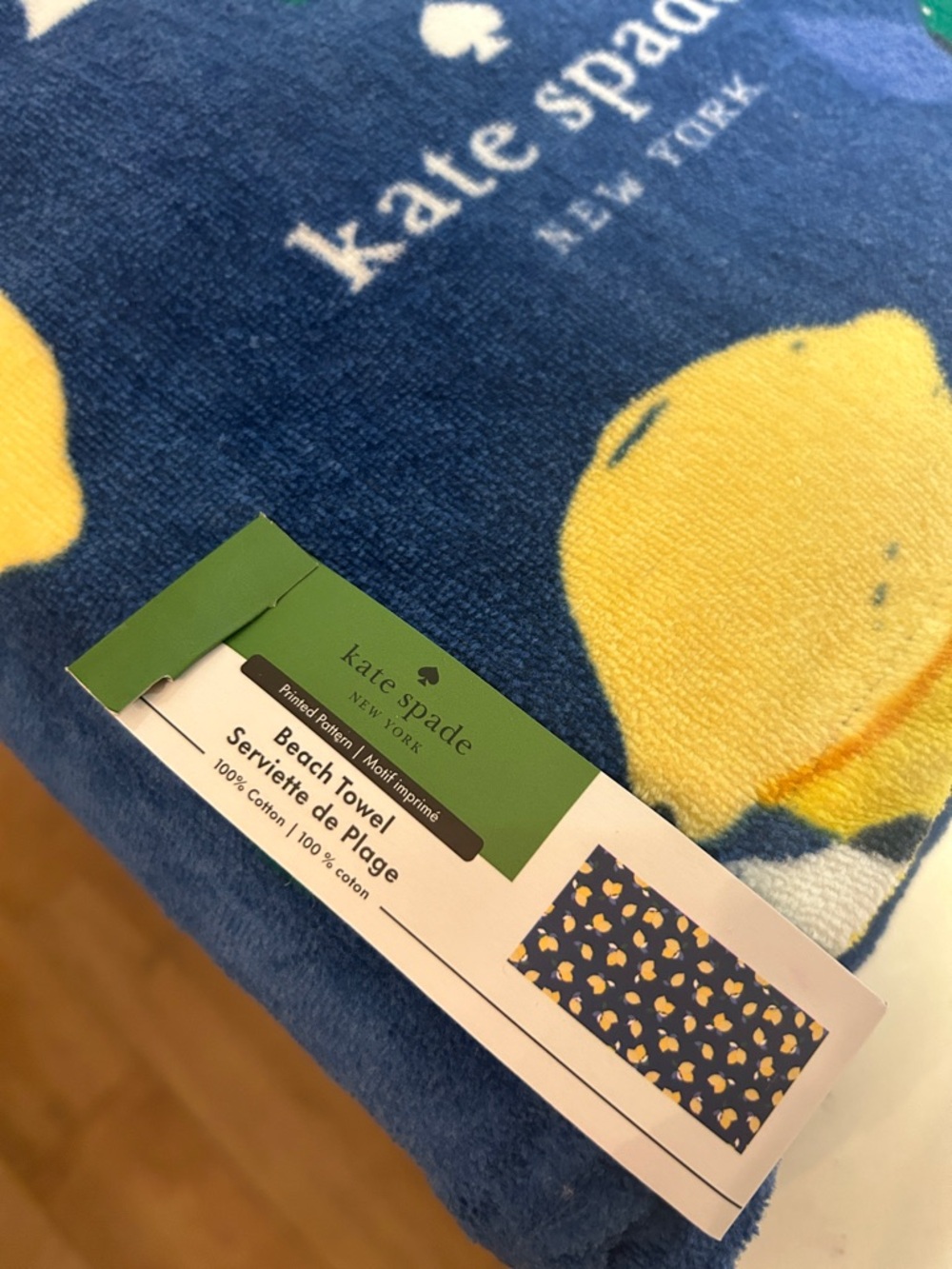 New kate spade blue and yellow lemon print beach towel - Picture 4 of 8